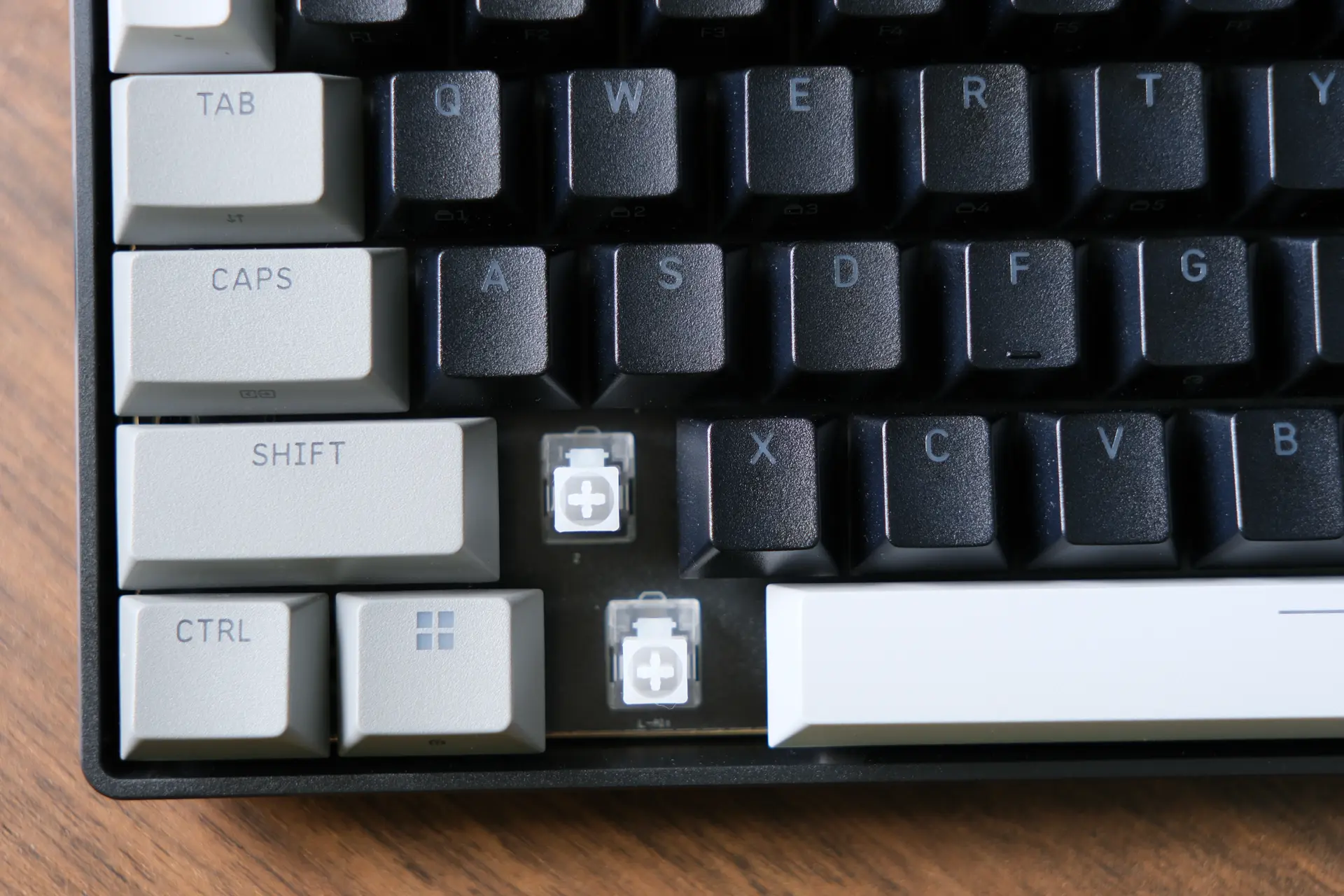 corsair-clipper-pro-mini-60-danh-gia-gaming-gear-9.webp